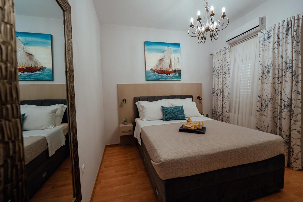 Guesthouse Villa Diana Makarska Bagian luar foto