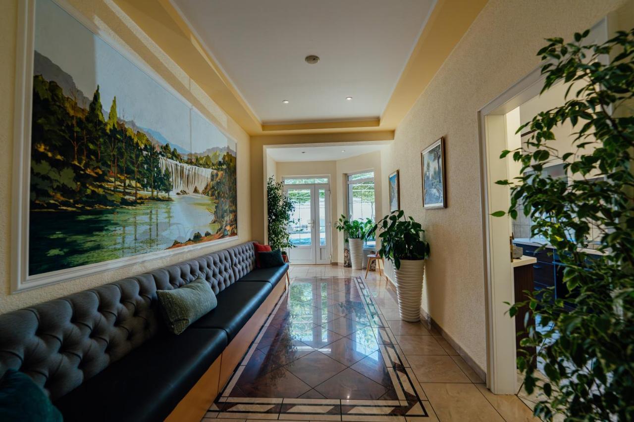 Guesthouse Villa Diana Makarska Bagian luar foto