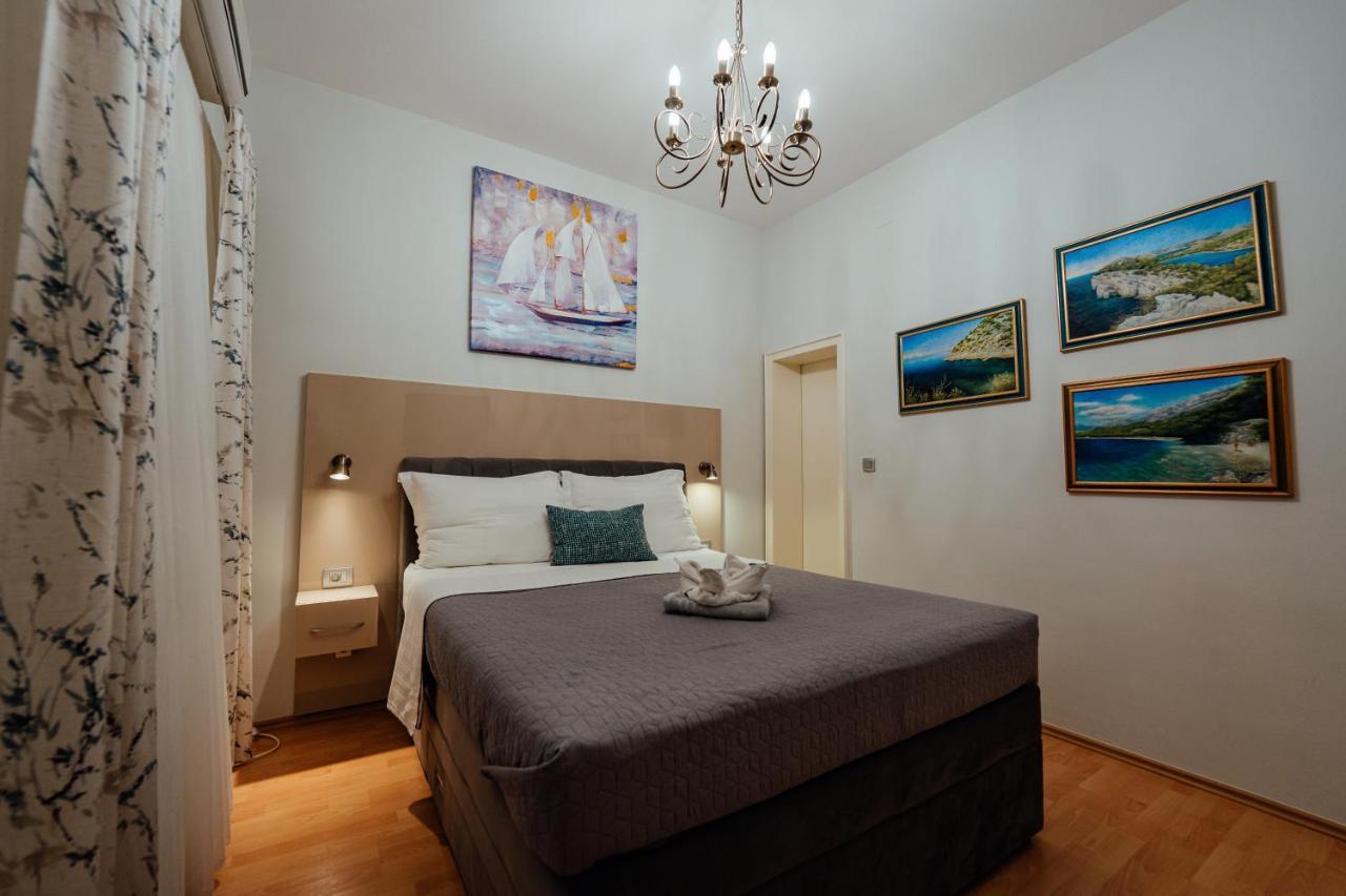 Guesthouse Villa Diana Makarska Bagian luar foto