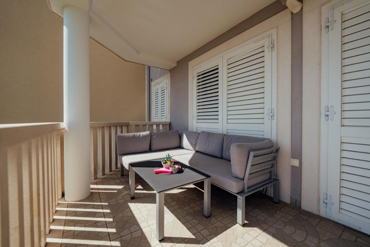 Guesthouse Villa Diana Makarska Bagian luar foto