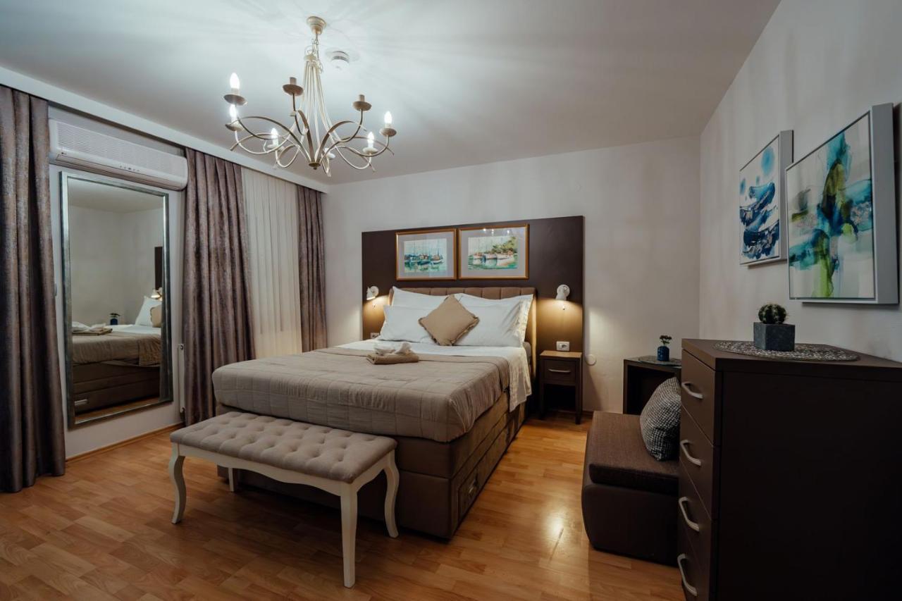 Guesthouse Villa Diana Makarska Bagian luar foto